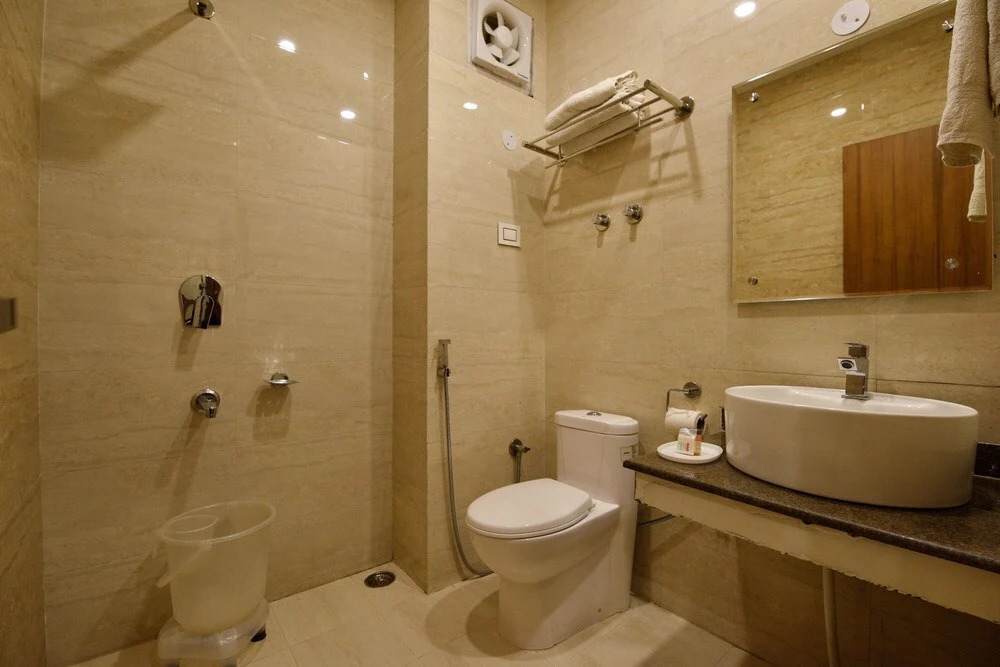 OYO 17099 Ambika Residency