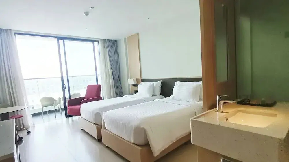 The Oceanfront Apartment At The Arena Cam Ranh