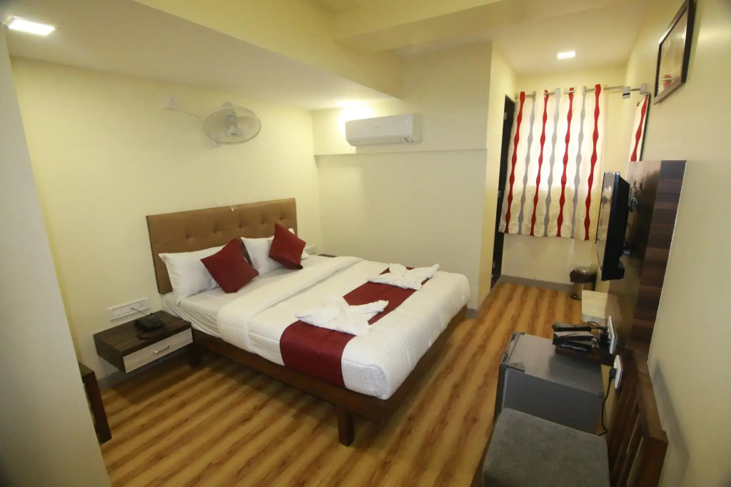 Hotel Alfa International Near Nanavati Hospital Mumbai Near Airport Mumbai Near Juhu Beach