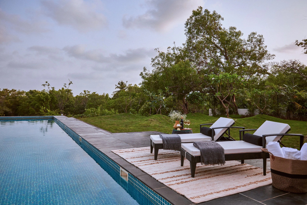 Estate De Frangipani