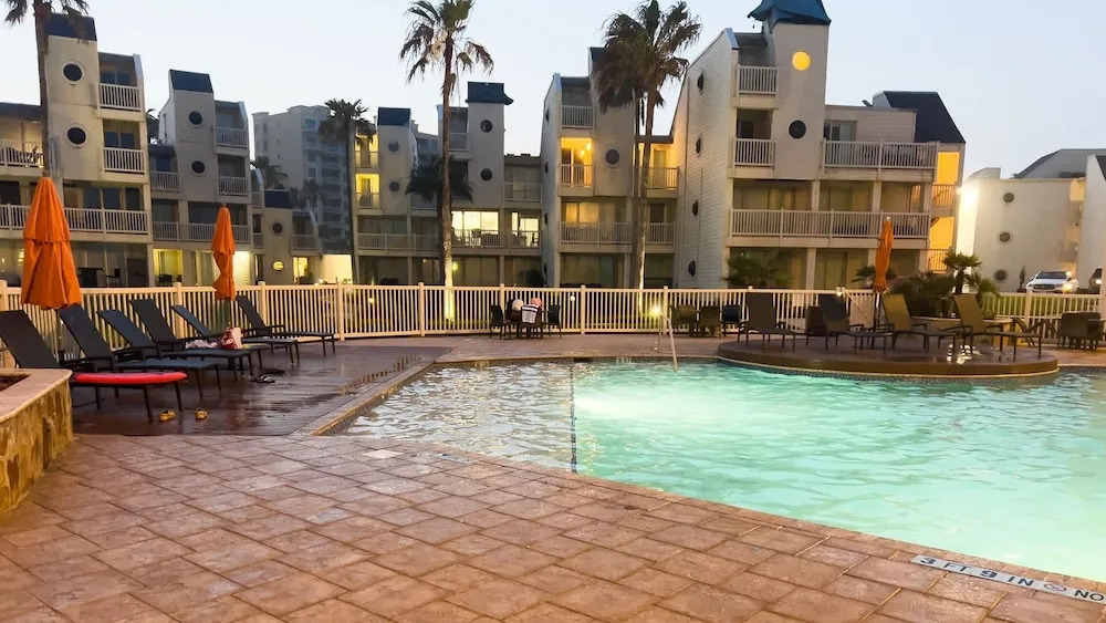 Bahia Mar 112f 2 Bedroom Condo by RedAwning