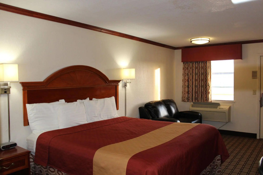 Sanger Inn, Sanger TX