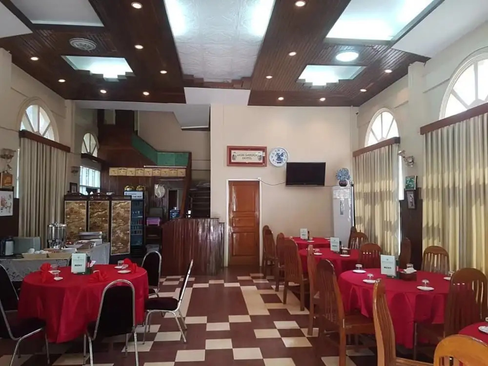 Jade Garden Hotel
