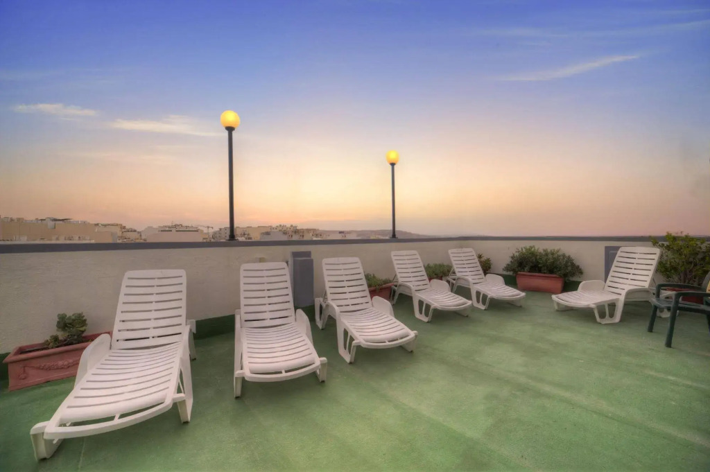 Primera Hotel