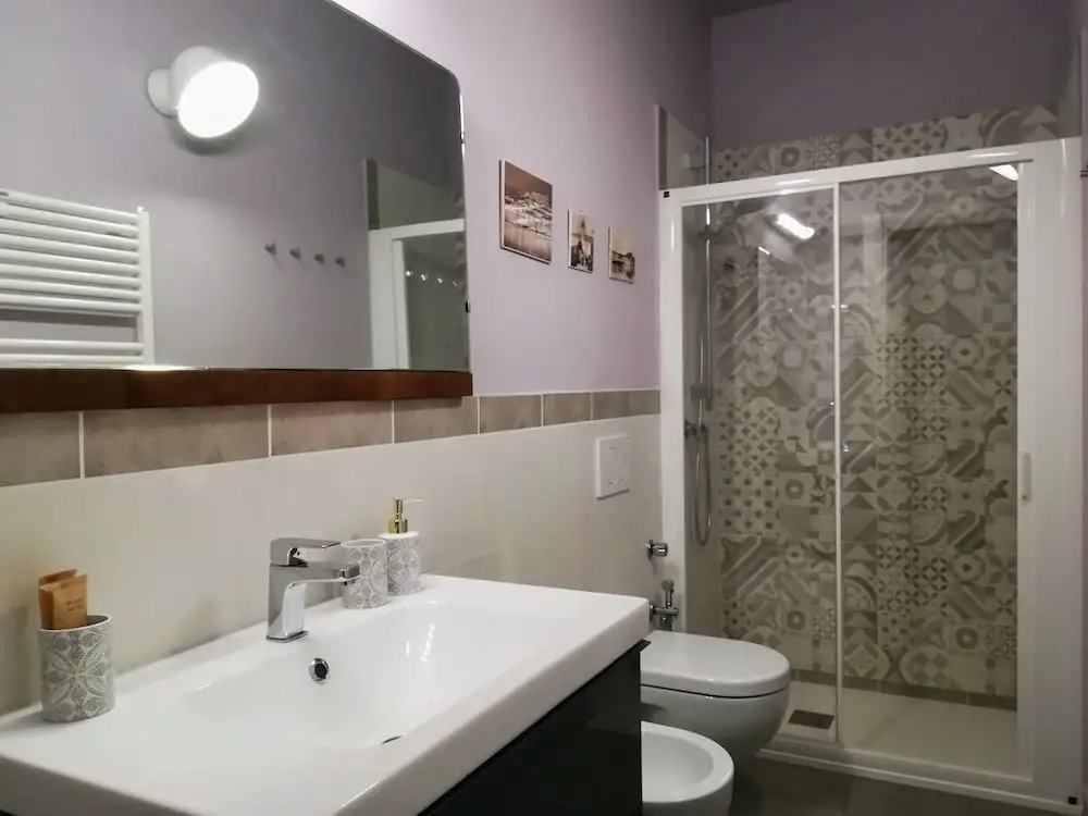 al 28 B&B