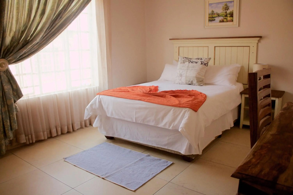 Divine Guest Lodge