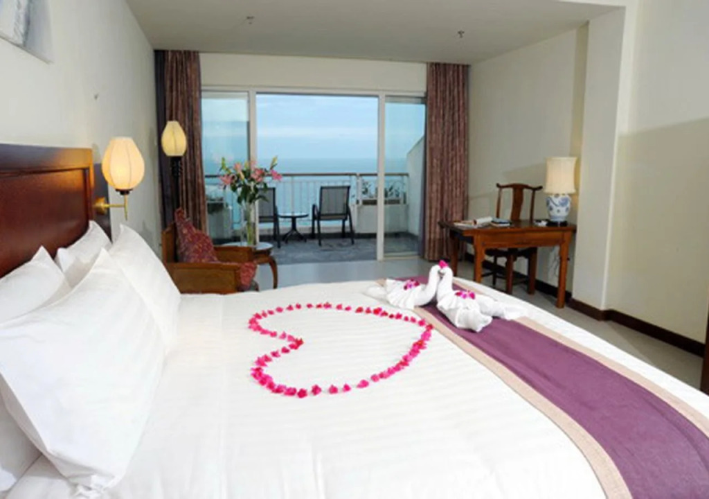 West Coast Resort
