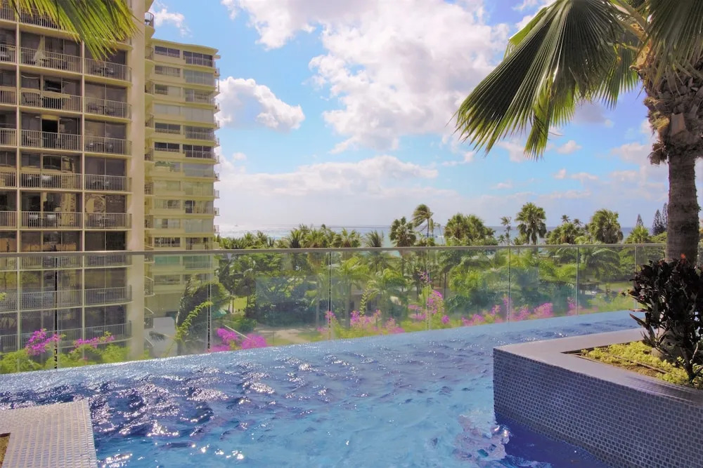 Gaia Hawaii at Trump Waikiki Hotel