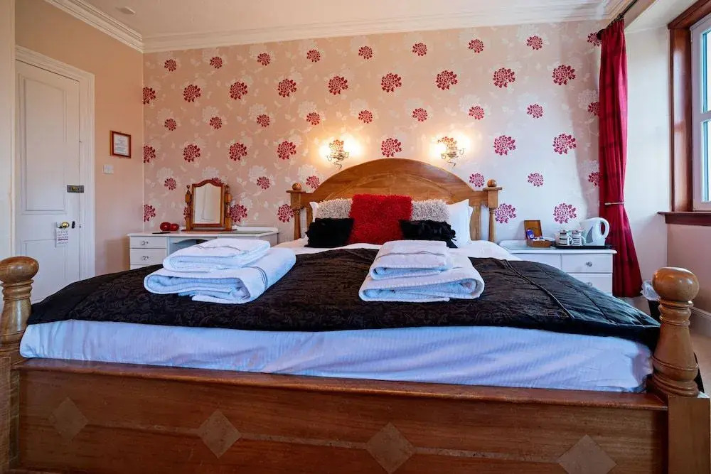 The Rowan Tree Country Hotel