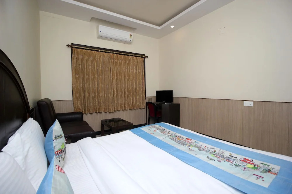 OYO 3058 Hotel Vishal Plaza