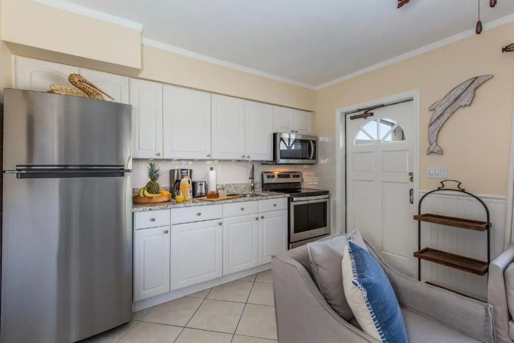 Five Palms Suite 206 - Daily - Weekly - Monthly