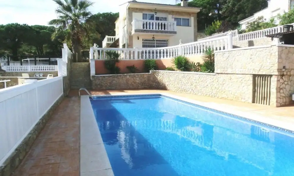 Villa in Lloret de Mar - 104839 by MO Rentals