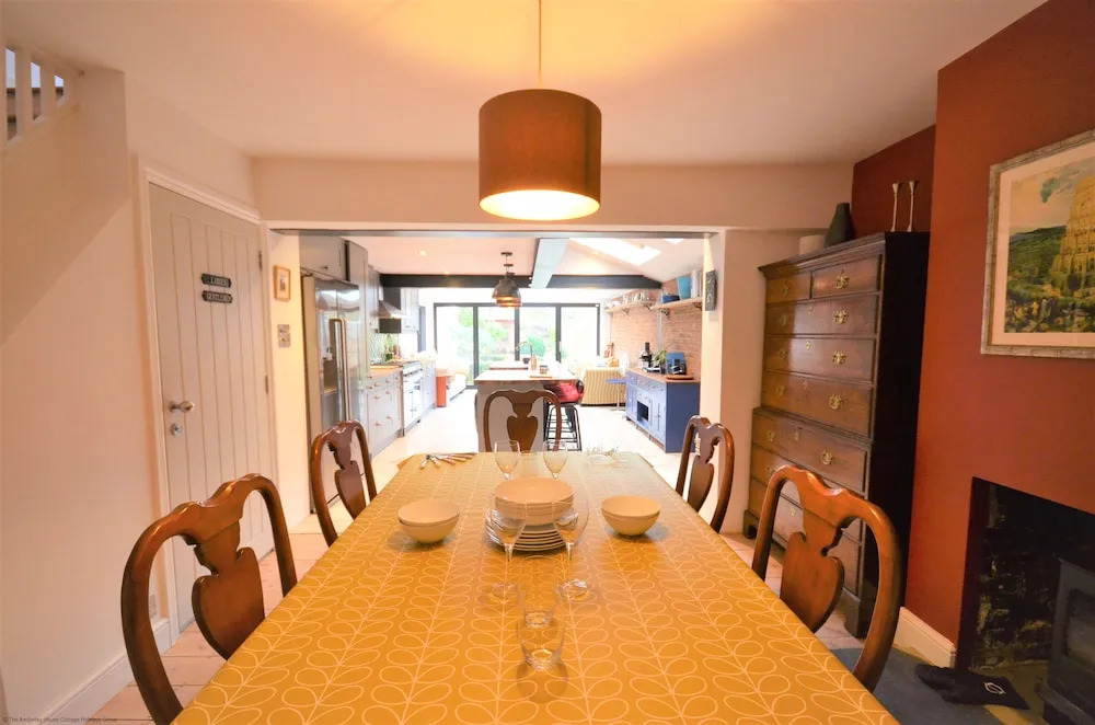 Longwall House