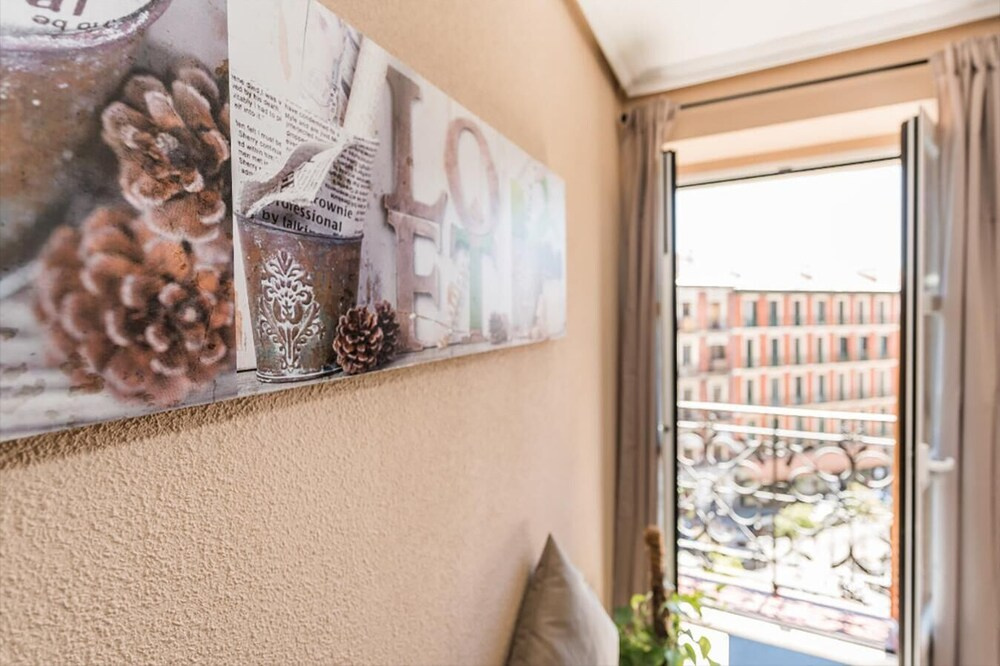 Cozy Urban Apt. Historic District - Sol