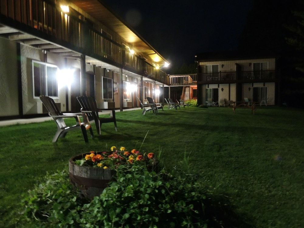 Sister Bay Inn