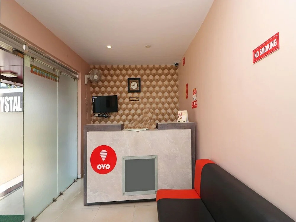 Crystal Guest House By OYO Rooms