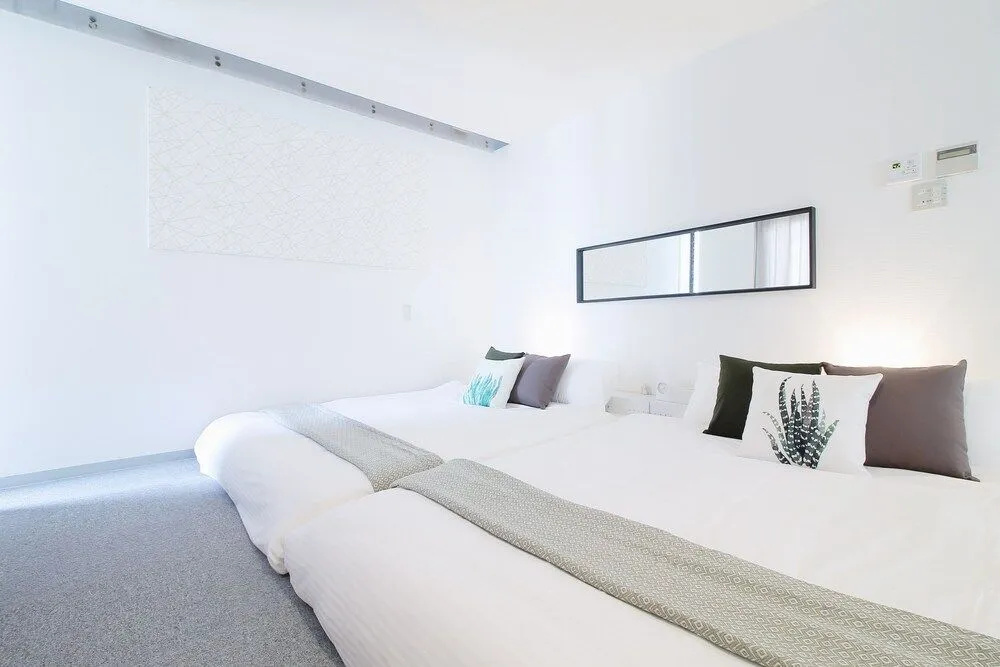 Yoshi Building 302