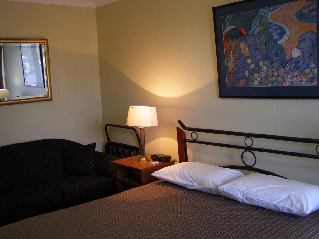 Atwood Motor Inn