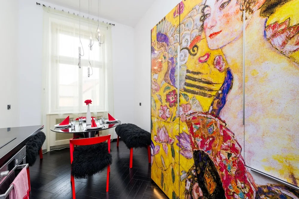 Empirent Design Apartments