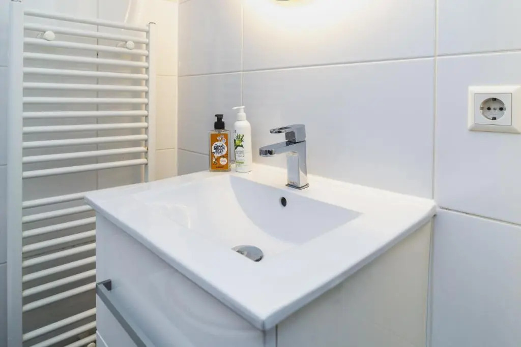 Herengracht Bed & Breakfast with canal view