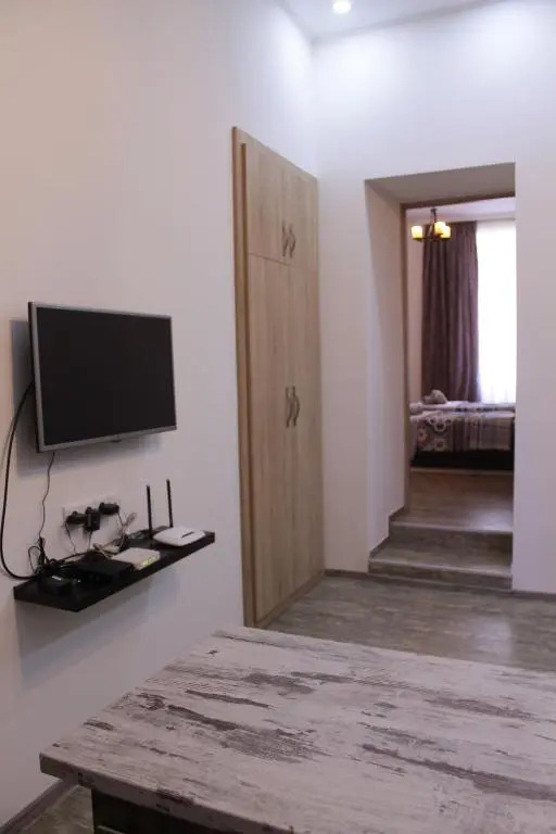 Cozy Apartment In Real Heart Of Old Tbilisi