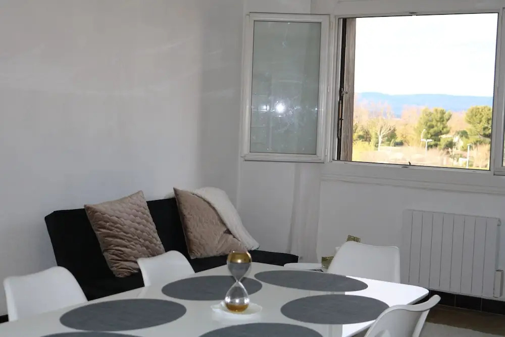 Bel Appartement avec Parking Gratuit
