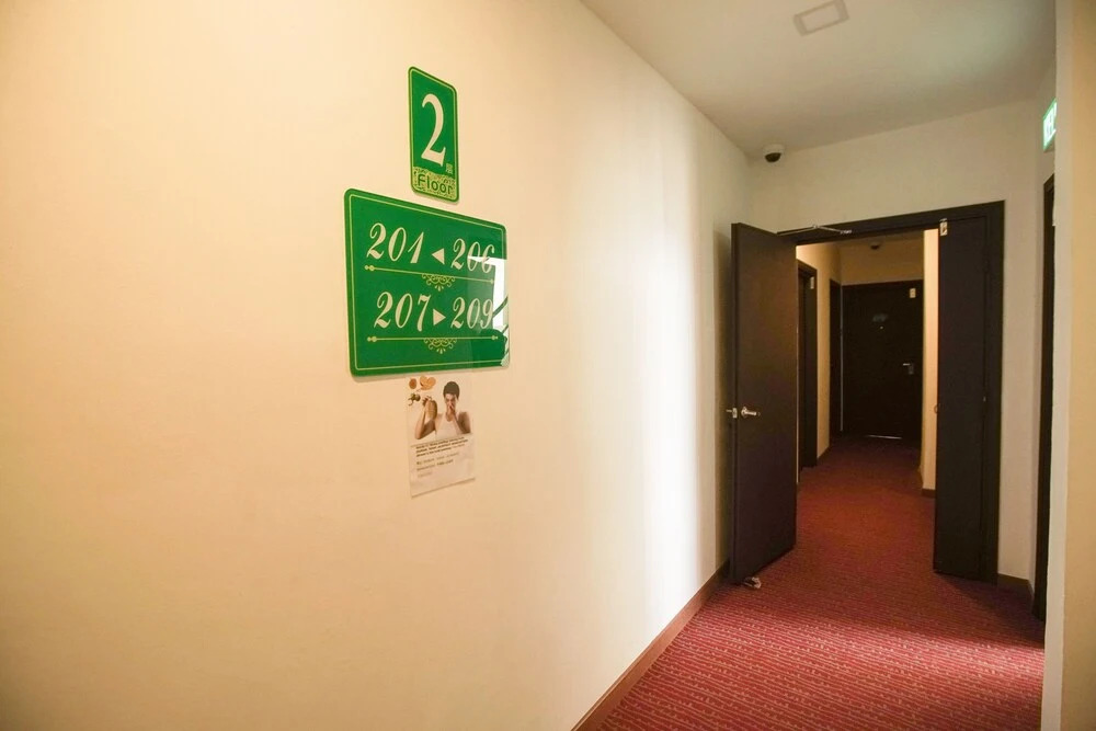 Green World Hotel