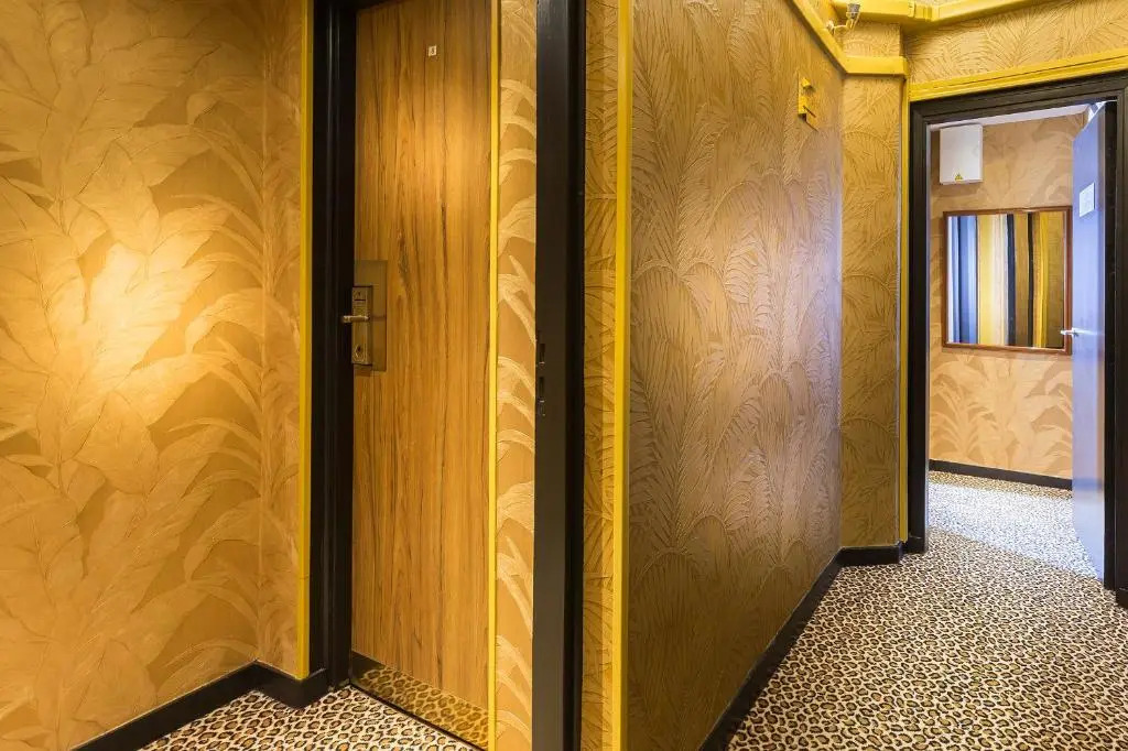 Crystal Hotel