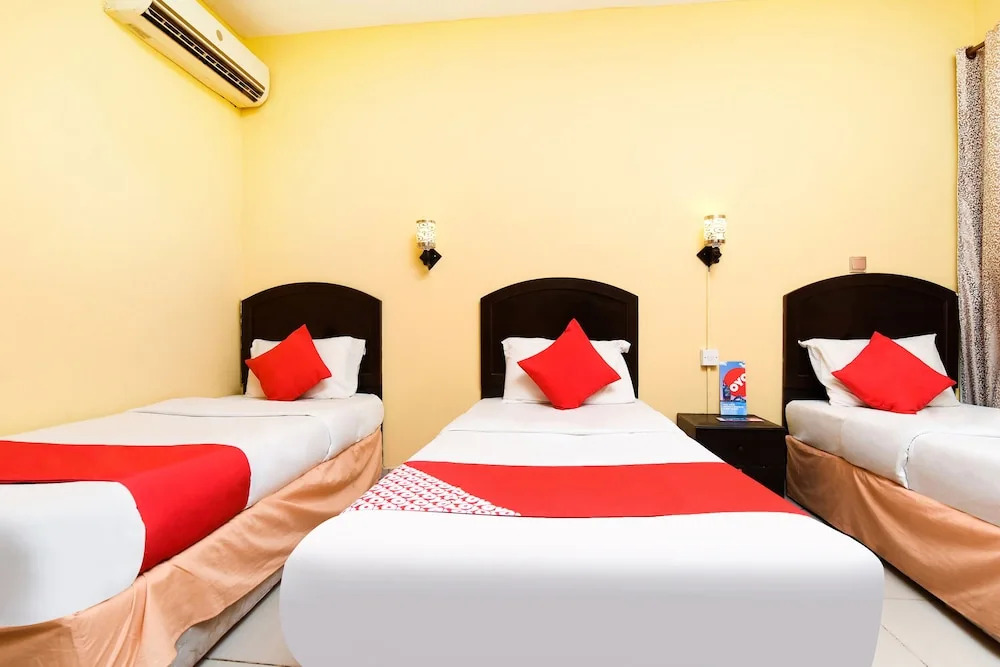 Seattle Hotel by OYO Rooms
