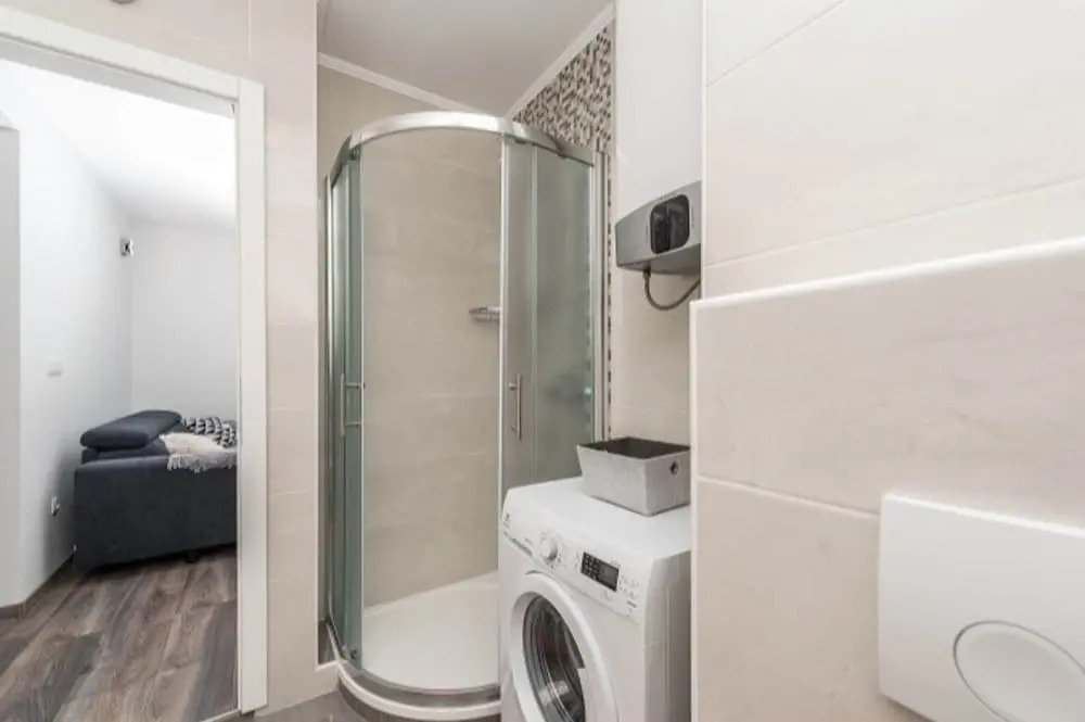 Lovely Apartment in Pakostane With Terrace