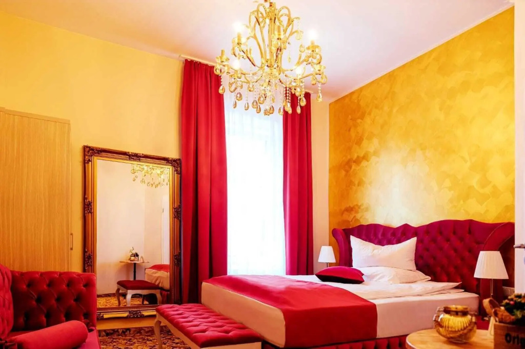 Hotel Hamburger Perle by UniqStay