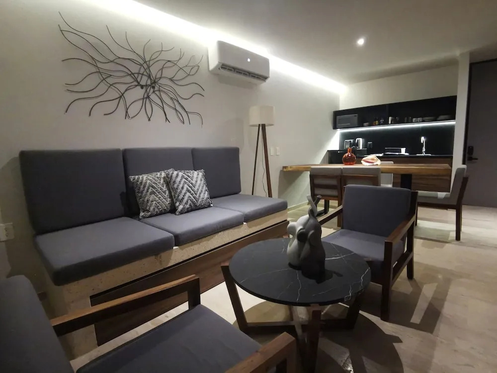Kaab South Beach by The Spot Rentals