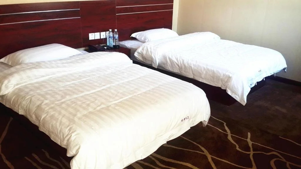 Wanlong Business Hotel