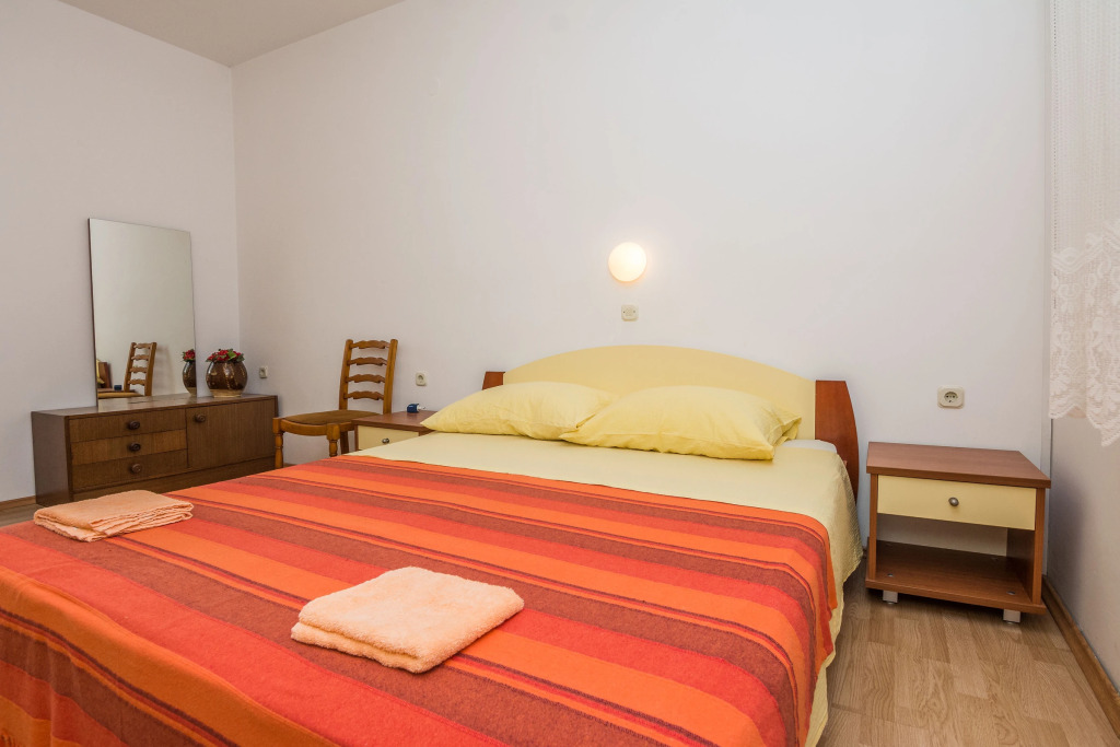 Apartment Basic 2