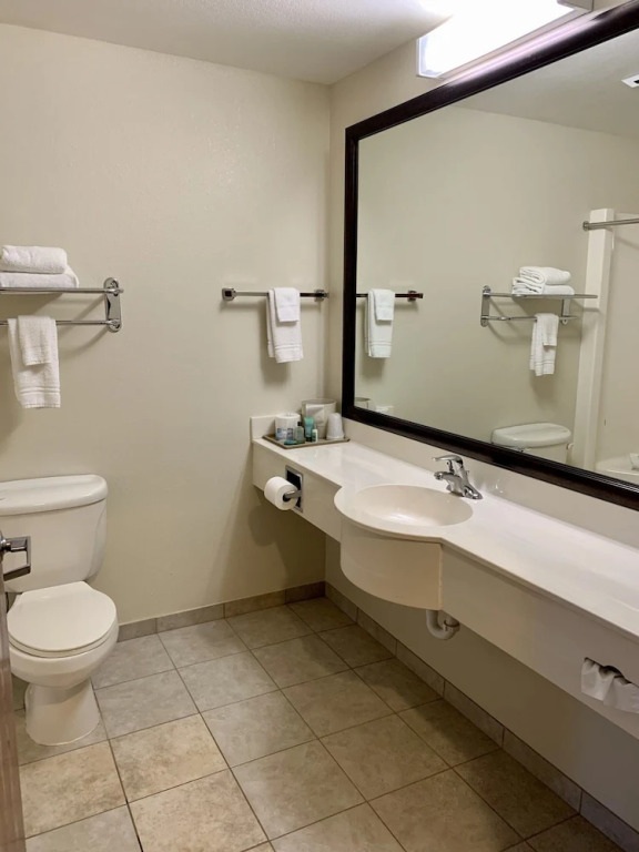 GrandStay Hotel & Suites Becker