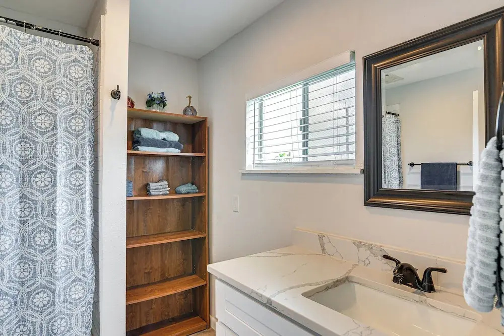 Walk to Sand: Surfside Beach Getaway w/ Deck