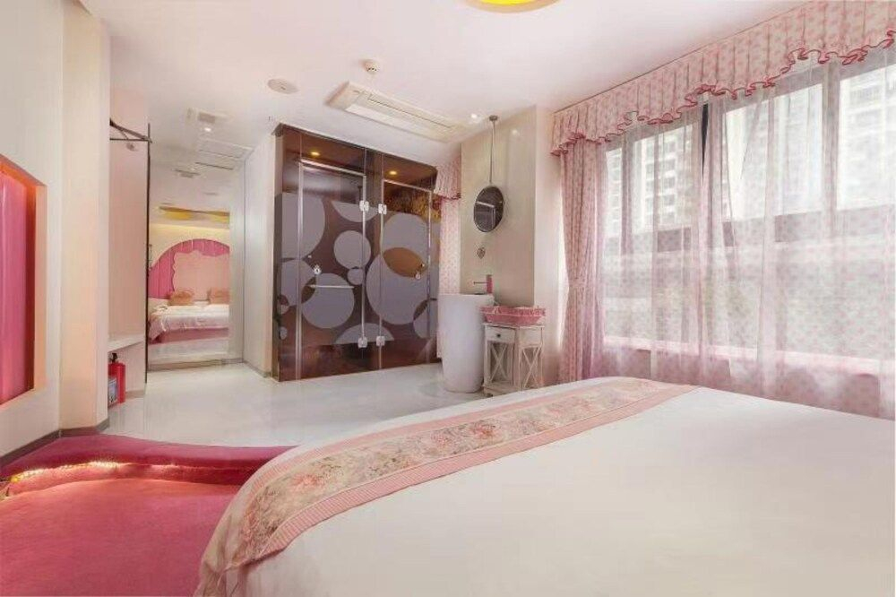 Your Hotel