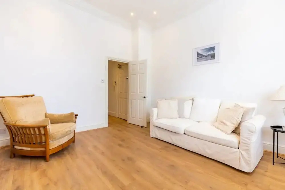 Gorgeous, Newly Renovated 1 Bedroom in Balham With Garden