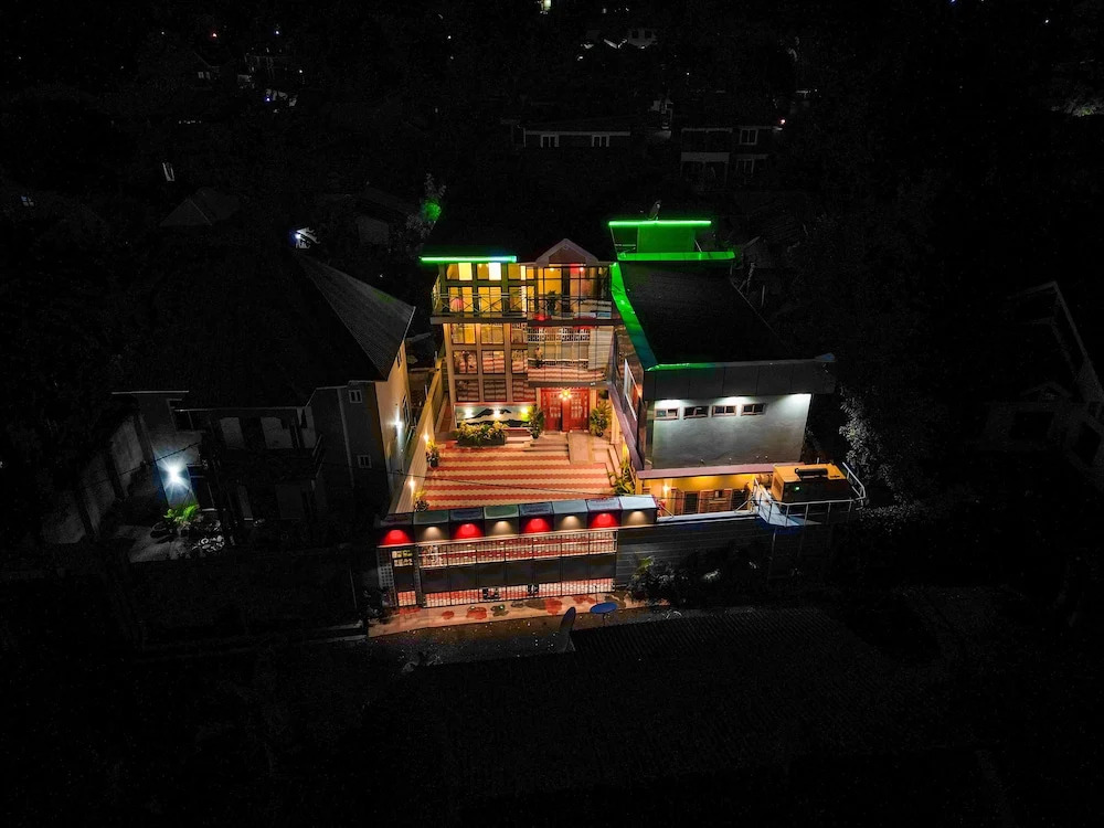 River House Lodge