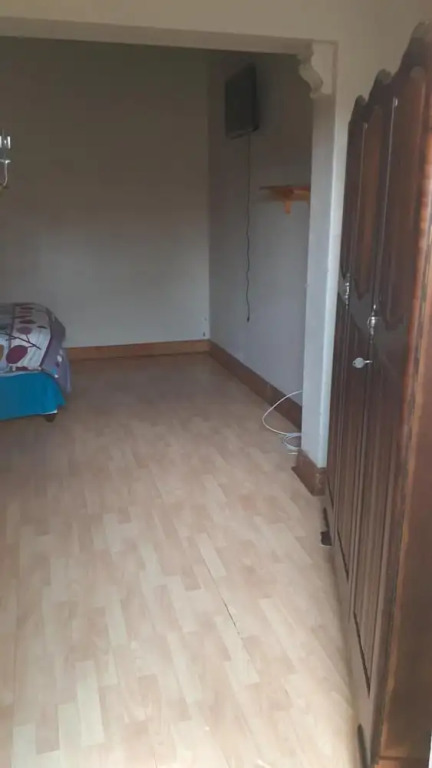 Spacious Double Room in Lovely Guesthouse