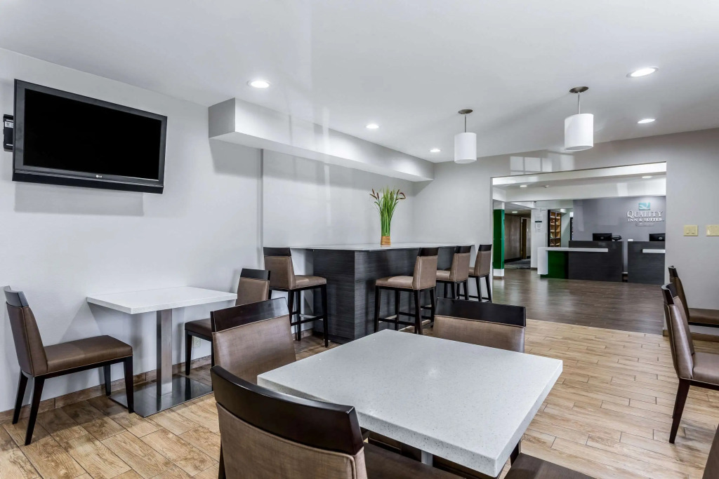 Quality Inn & Suites West El Paso I-10