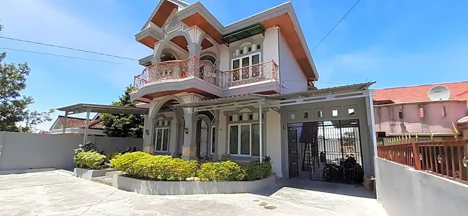 OYO 3407 Yasmin Residence Syariah