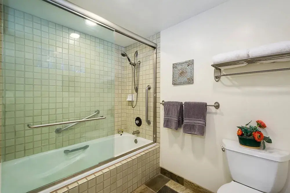 Ocean Front Villa - Central AC- Vrkcv