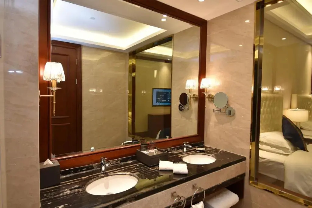 Taizhou Haiyan Jinling International Hotel