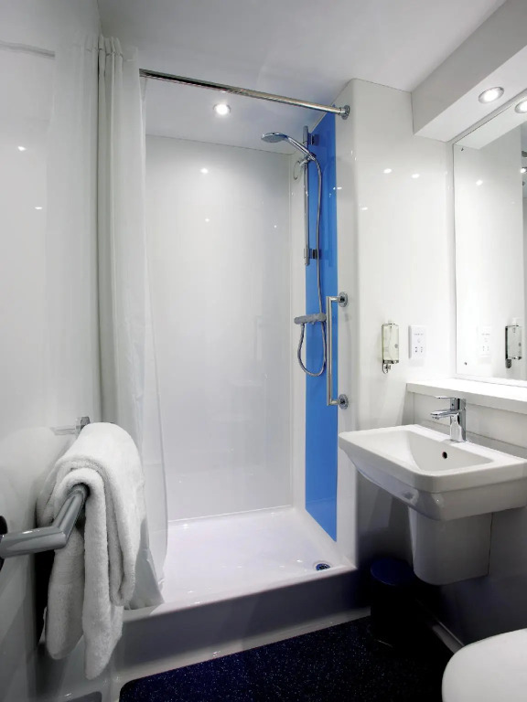 Travelodge Aberdeen Central