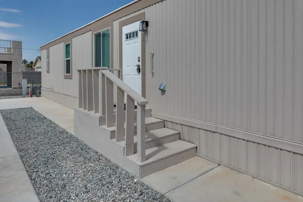 Steps to Sparkling Water: Bullhead City Getaway