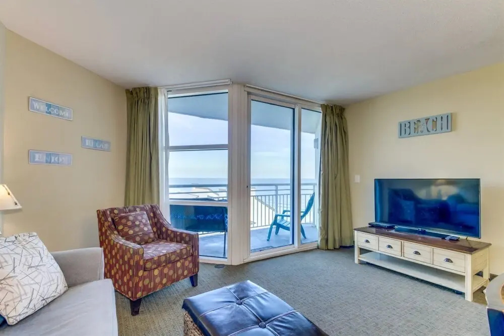 Seaside Resort 902