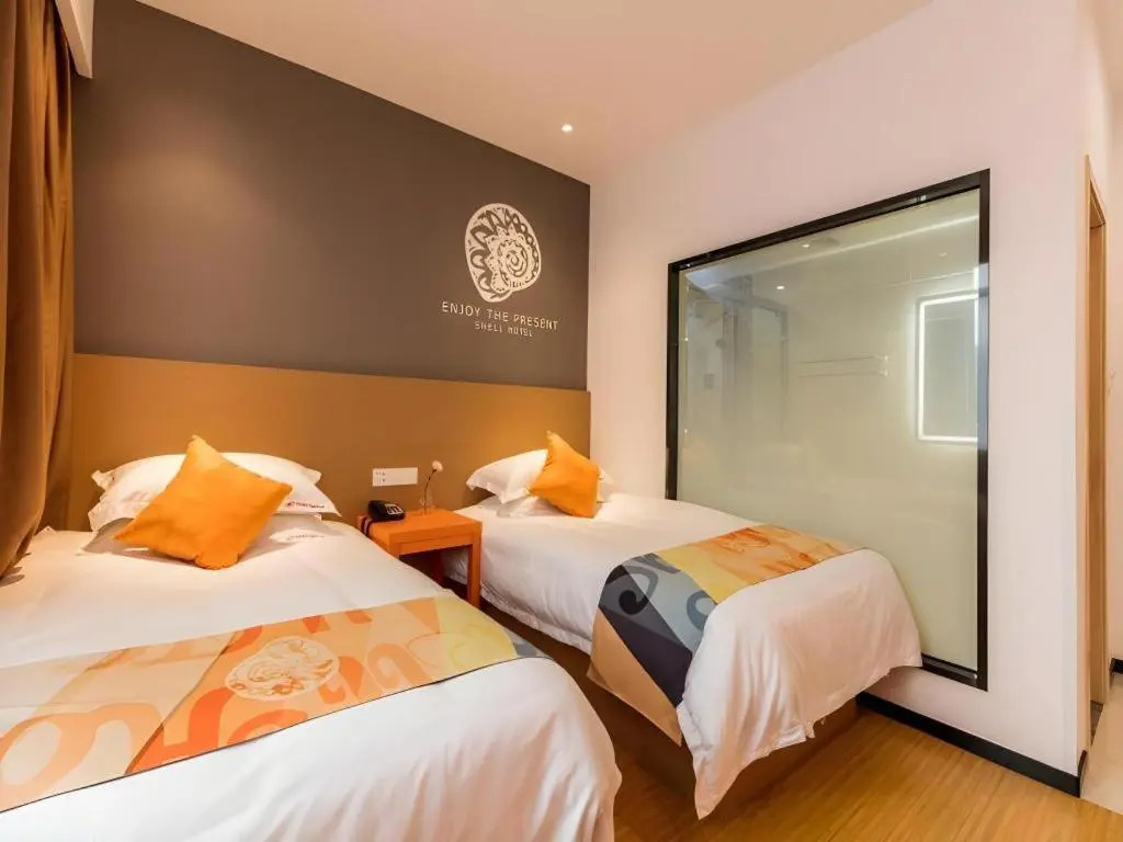 Shell Shanghai Yangpu District  Pingliang Road Binjiang Hotel