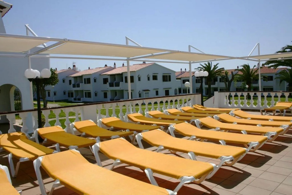 Apartamentos Son Bou Gardens By MENORCARENTALS