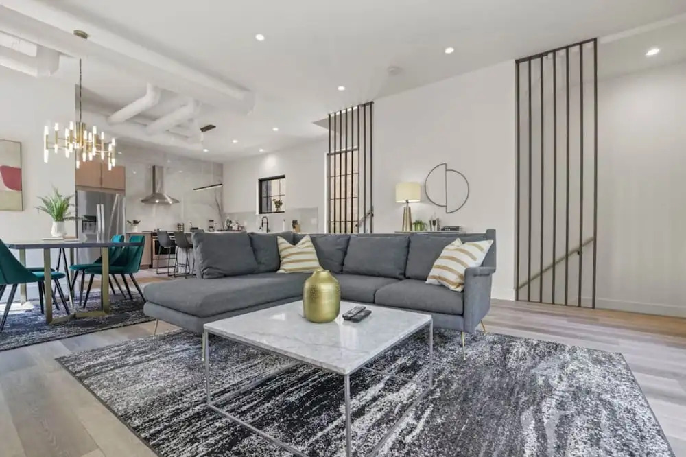 Stylish Getaway -columbus-3 Bedroom Masterpiece